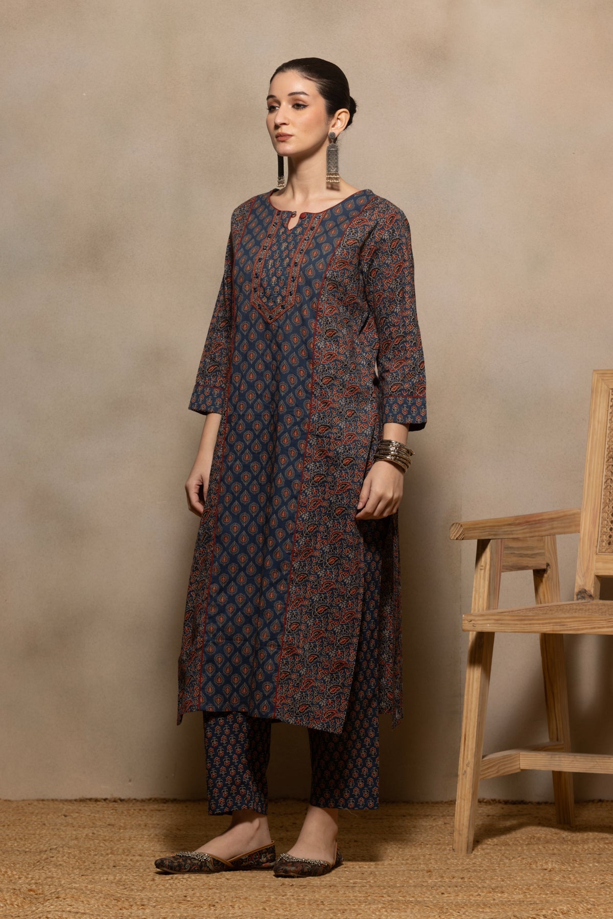 Blue Floral Printed Kurta 3 Pcs Set