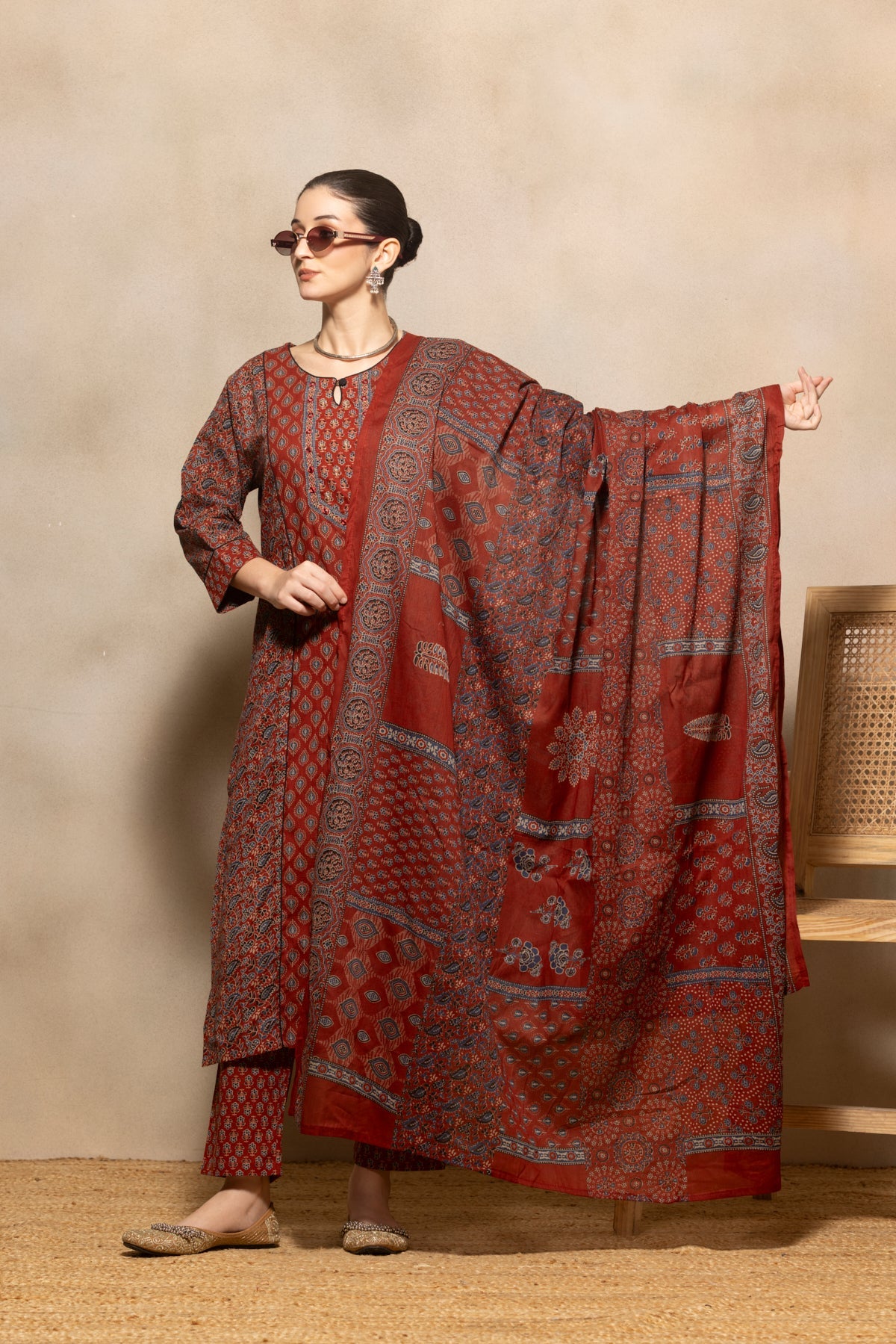 Maroon Floral Printed Kurta 3 Pcs Set