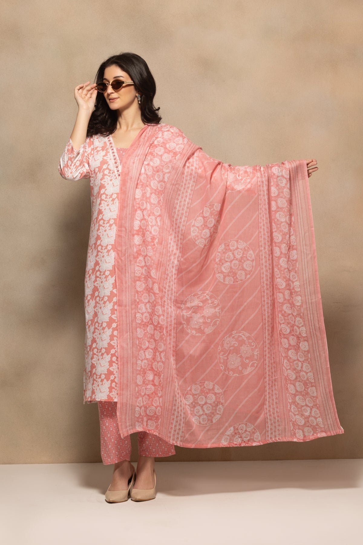 Pink Floral Printed Kurta 3 Pcs Set