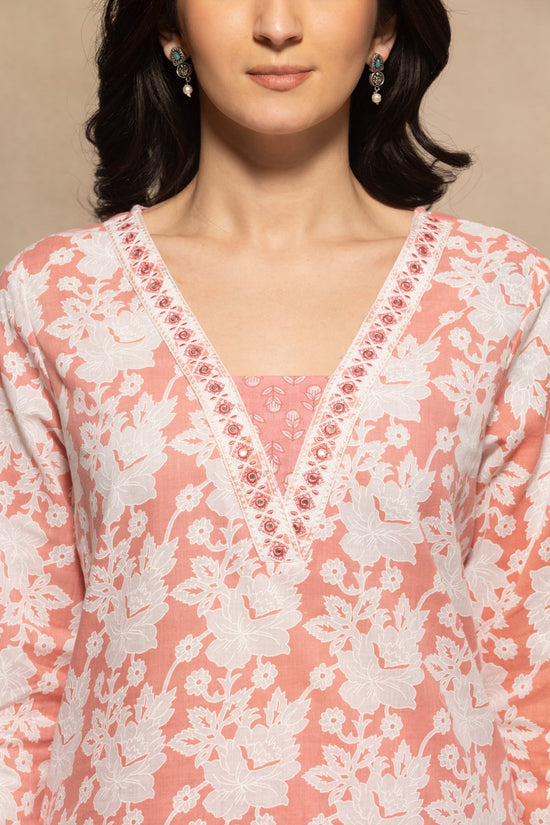 Pink Floral Printed Kurta 3 Pcs Set