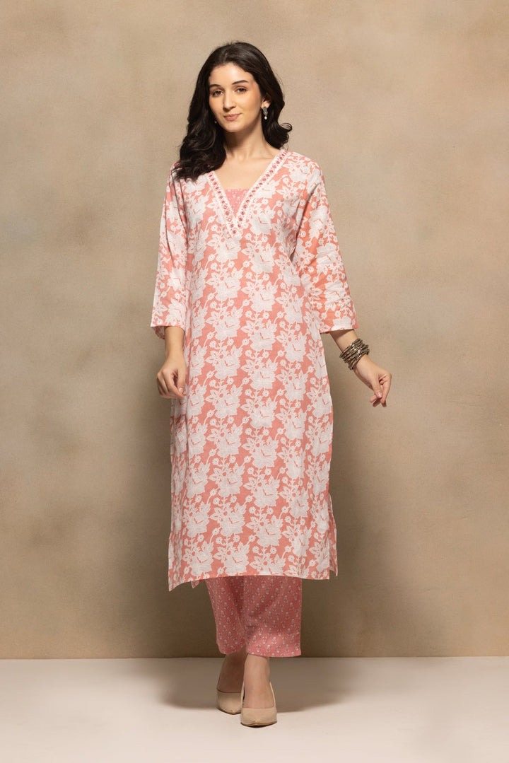 Pink Floral Printed Kurta 3 Pcs Set