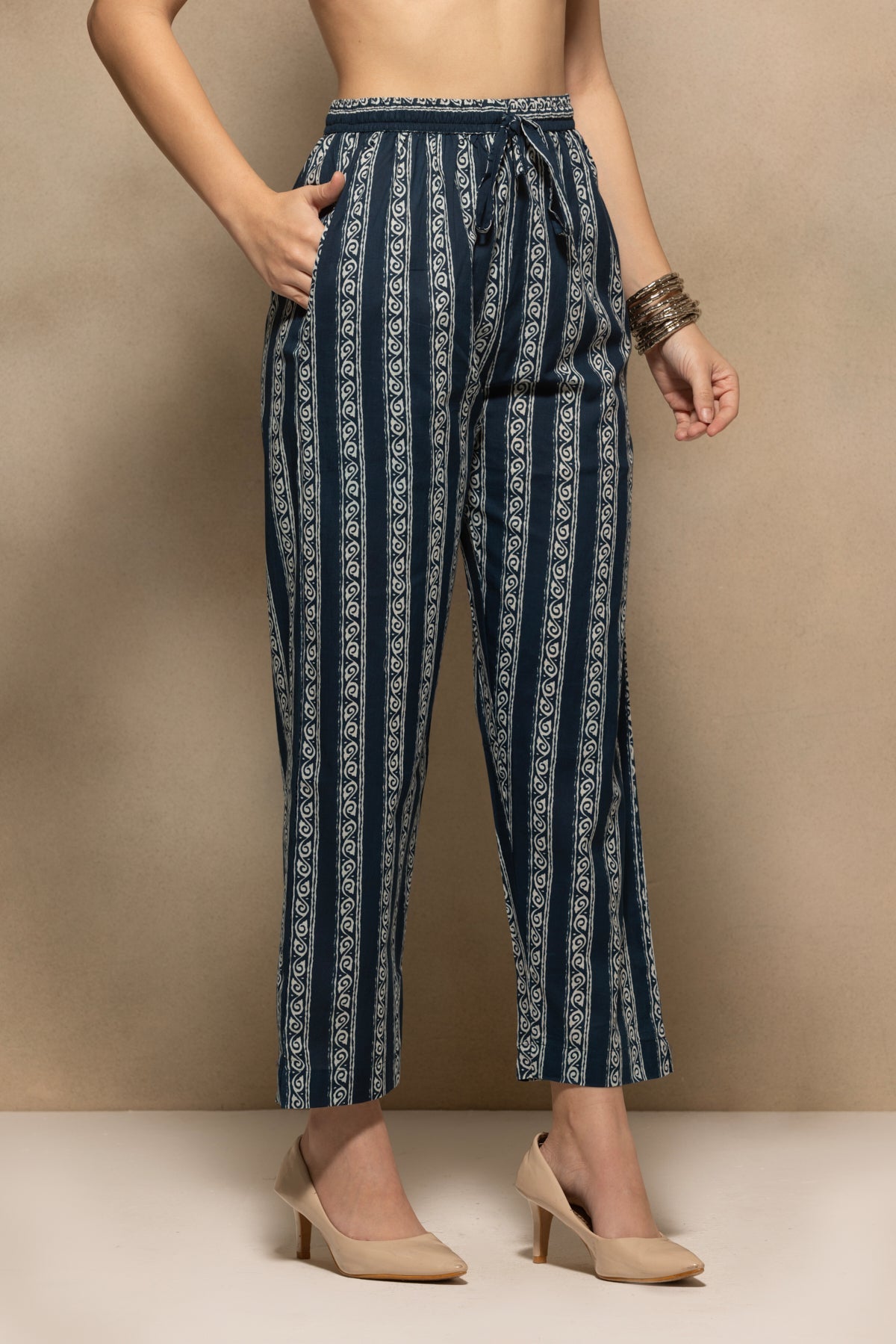 Navy Blue Floral Printed Kurta 3 Pcs Set
