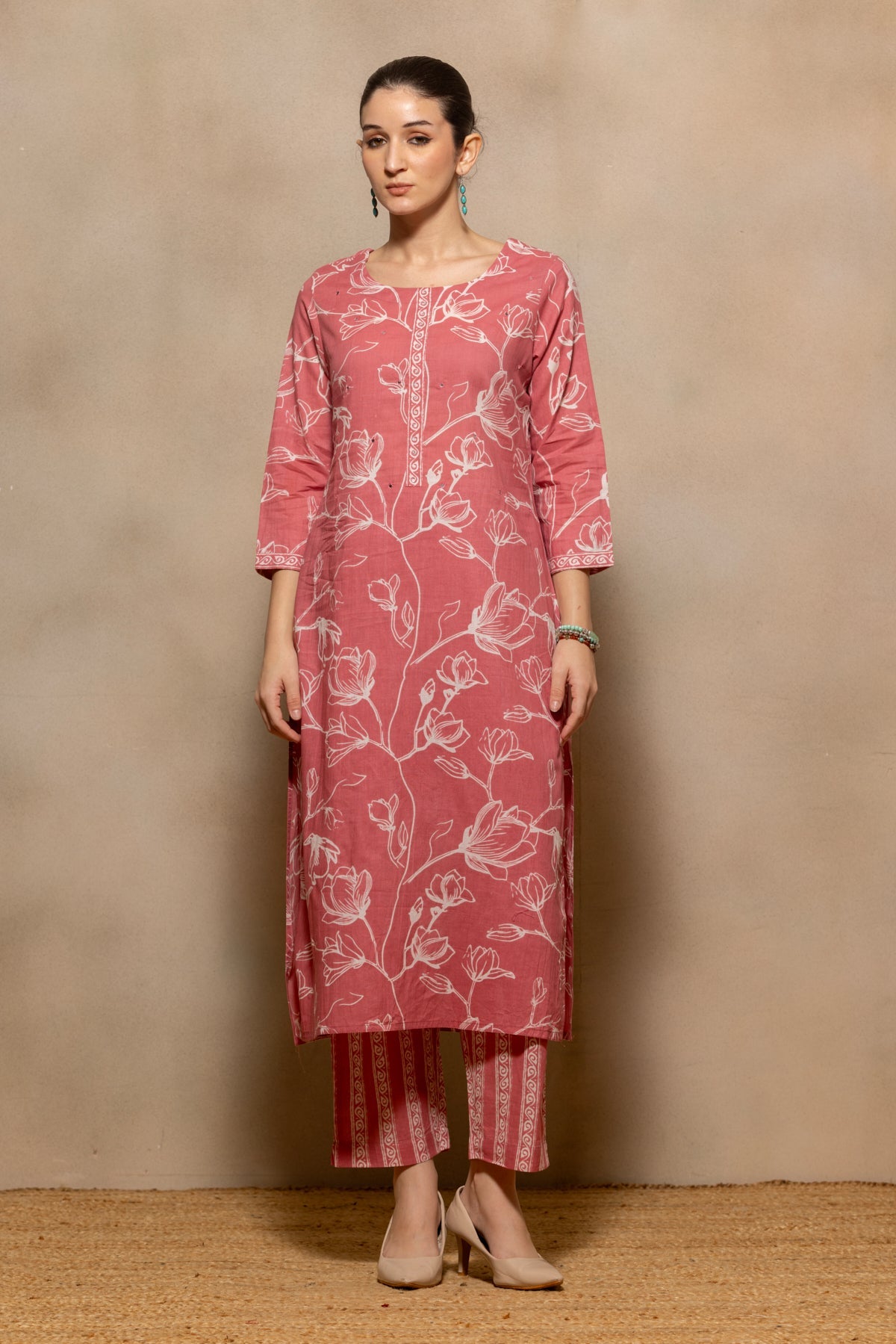 Pink Floral Printed Kurta 3 Pcs Set