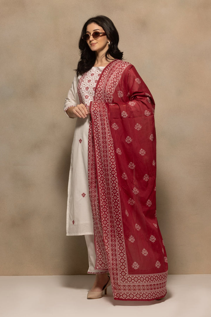 Cream Embroidered Sequenced Kurta 3 Pcs Set