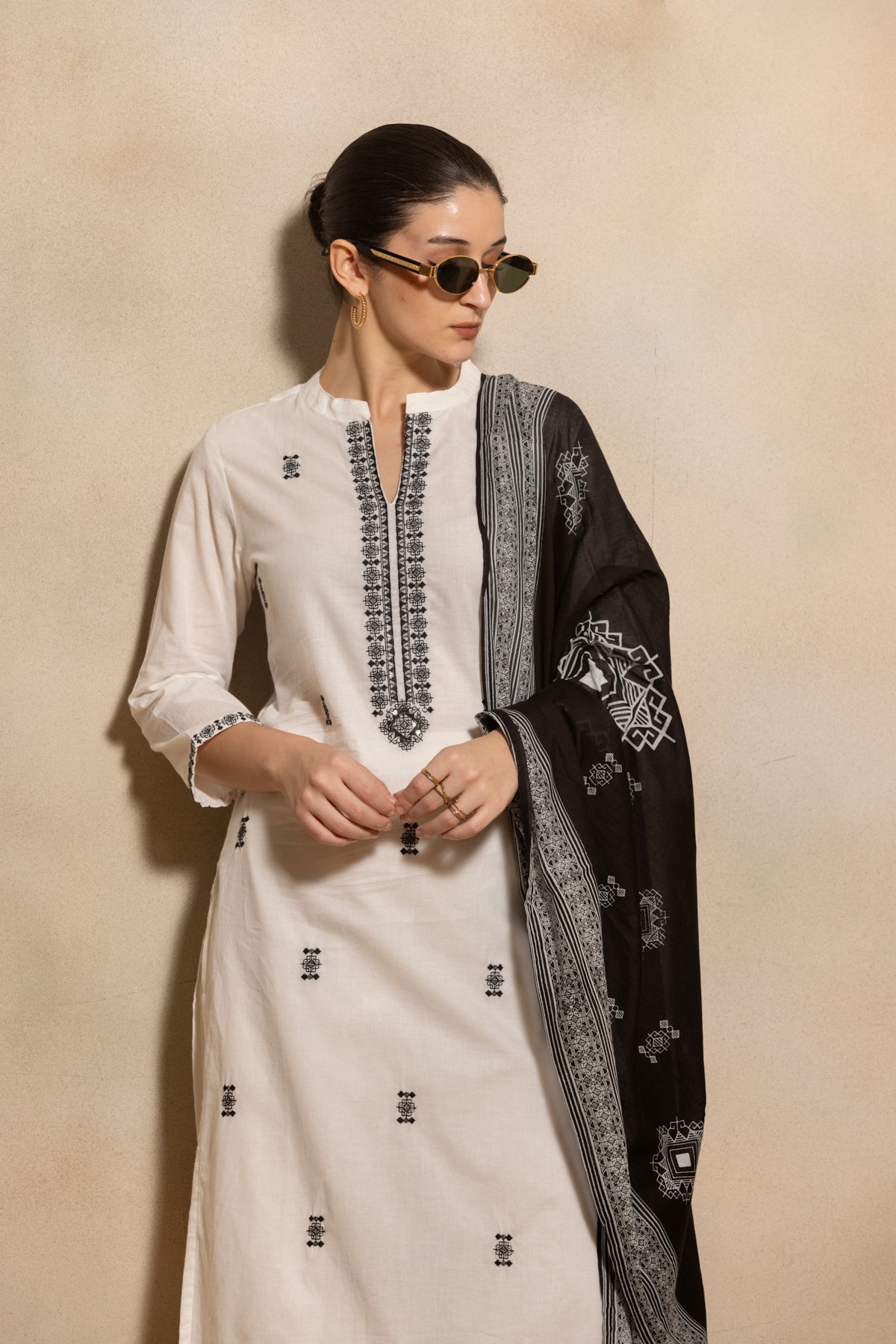 Cream Embroidered Kurta 3 Pcs Set