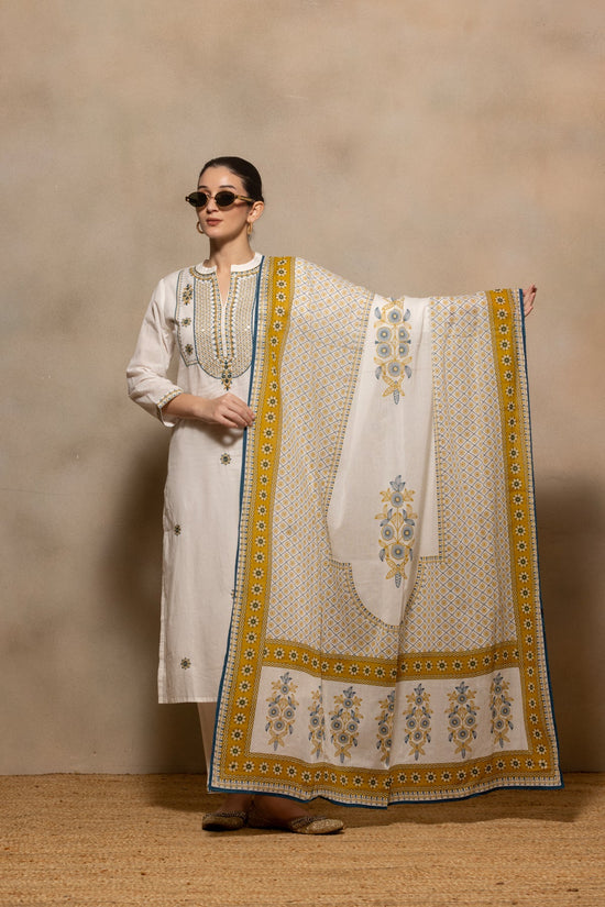 Cream Embroidered Sequenced Kurta 3 Pcs Set