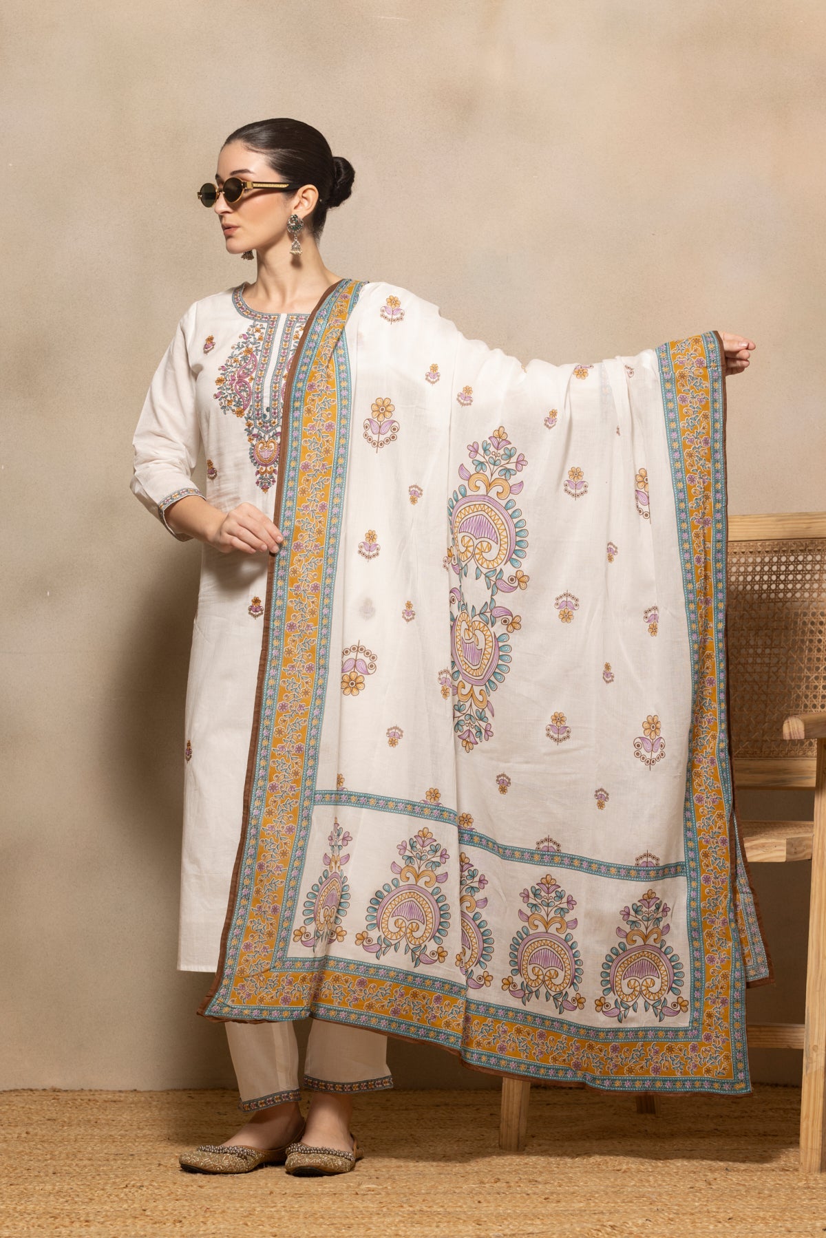 Cream Embroidered Kurta 3 Pcs Set
