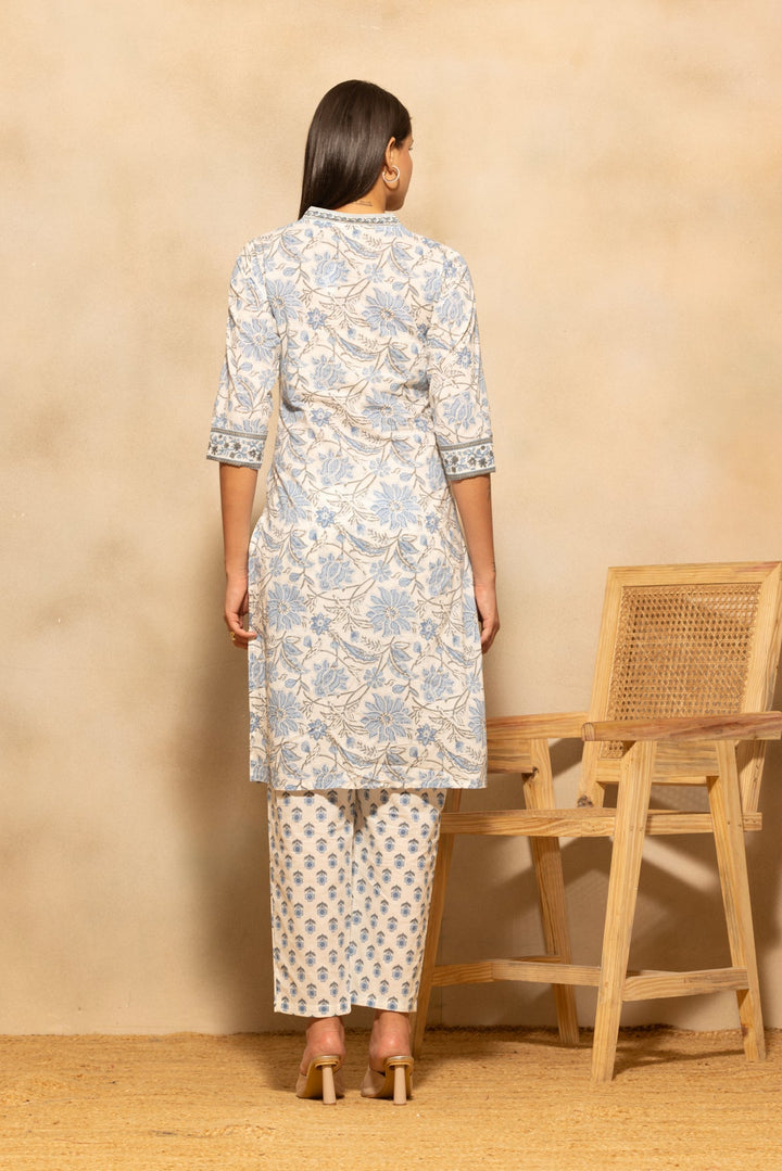 White Floral Printed Kurta 3 Pcs Set