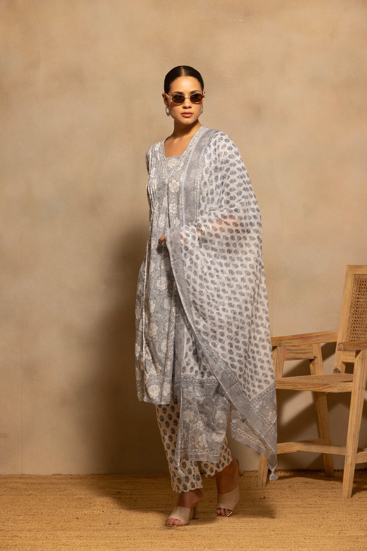 Grey Floral Printed A-line Kurta 3 Pcs Set