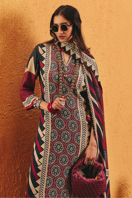 Multi Printed Kurta 3 Pcs Set