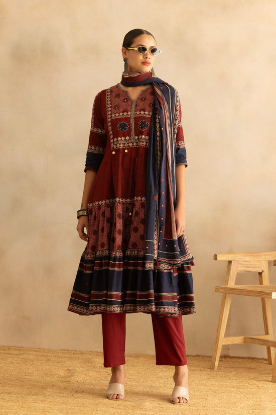 Maroon Printed Flared Kurta 3 Pcs Set