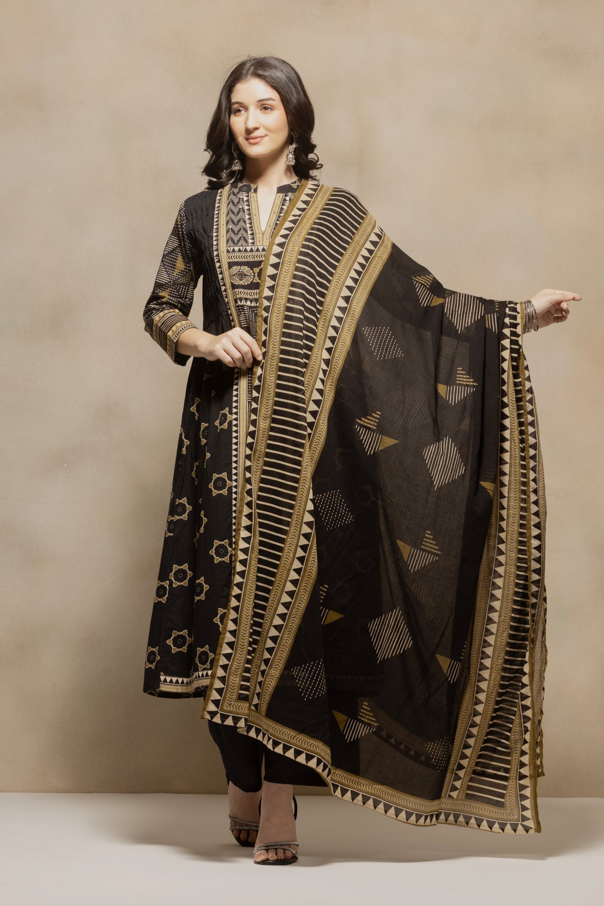 Black Printed Flared Kurta 3 Pcs Set