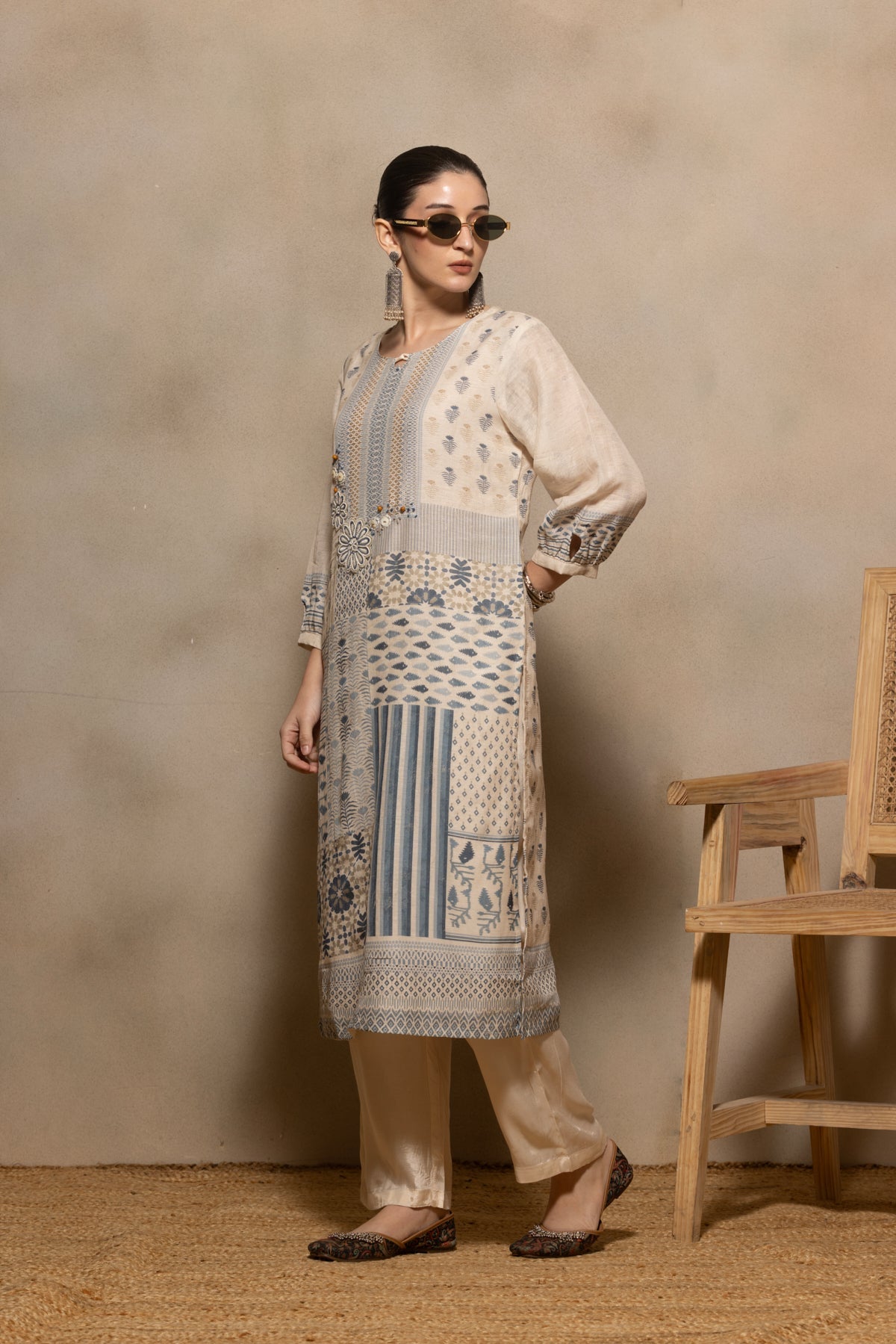 Cream Printed Kurta 3 Pcs Set