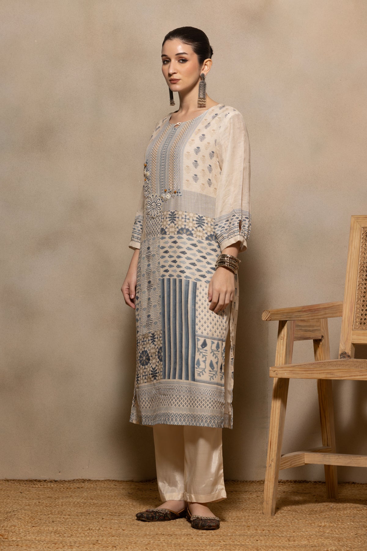 Cream Printed Kurta 3 Pcs Set