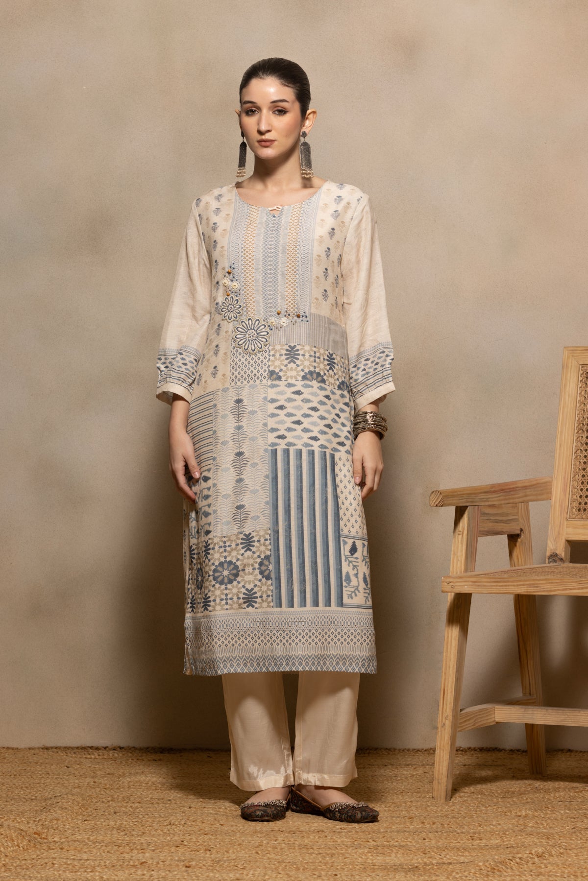 Cream Printed Kurta 3 Pcs Set