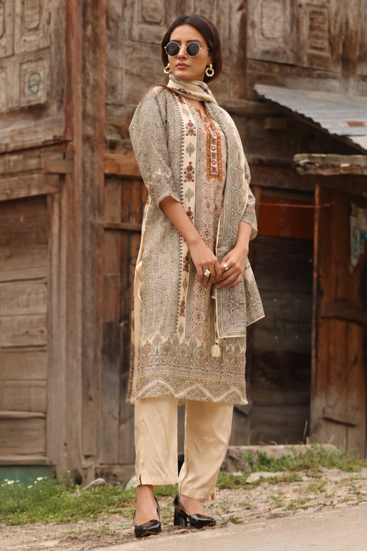 Beige Printed Kurta 3 Pcs Set