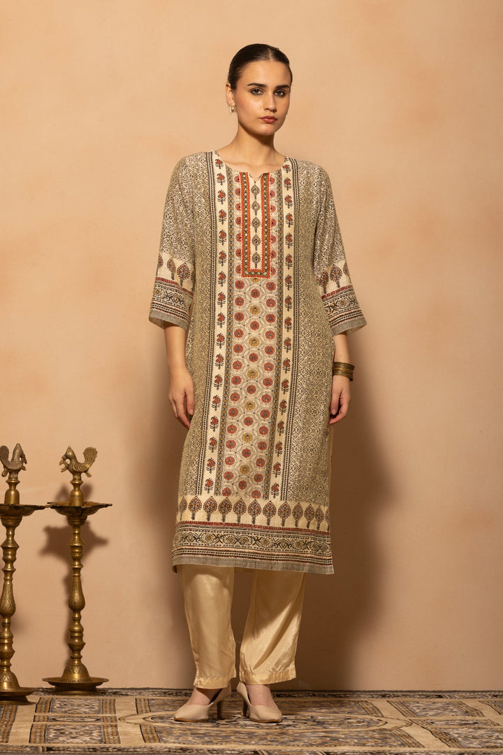 Cream Printed Kurta 3 Pcs Set