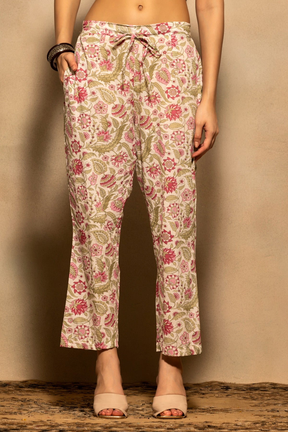 Cream Floral Printed Kurta 3 Pcs Set