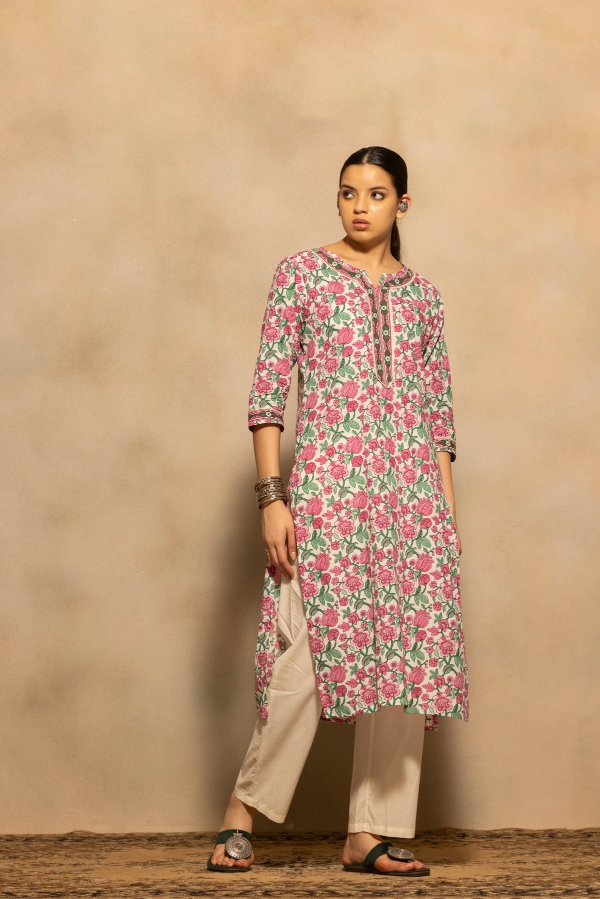 Cream Floral Printed Kurta 3 Pcs Set