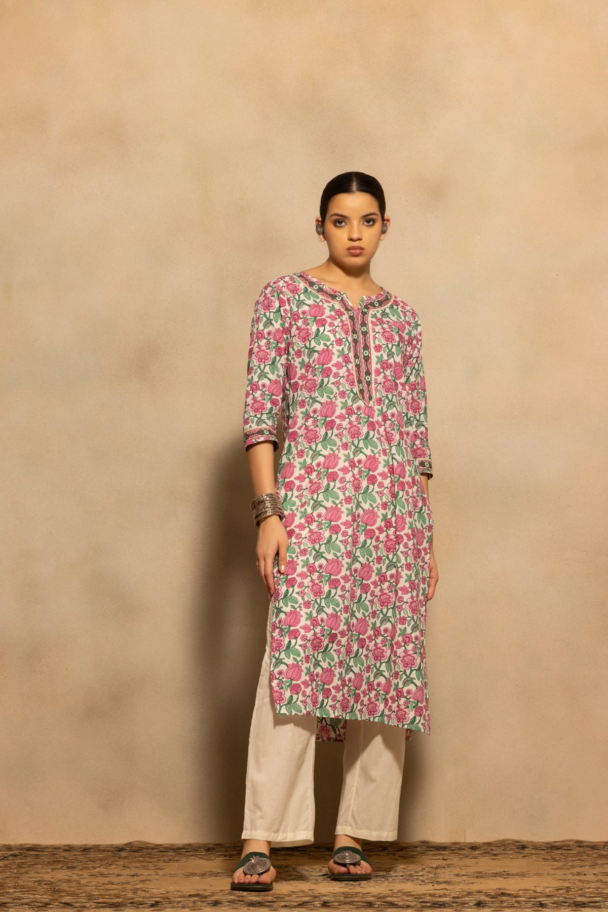Cream Floral Printed Kurta 3 Pcs Set