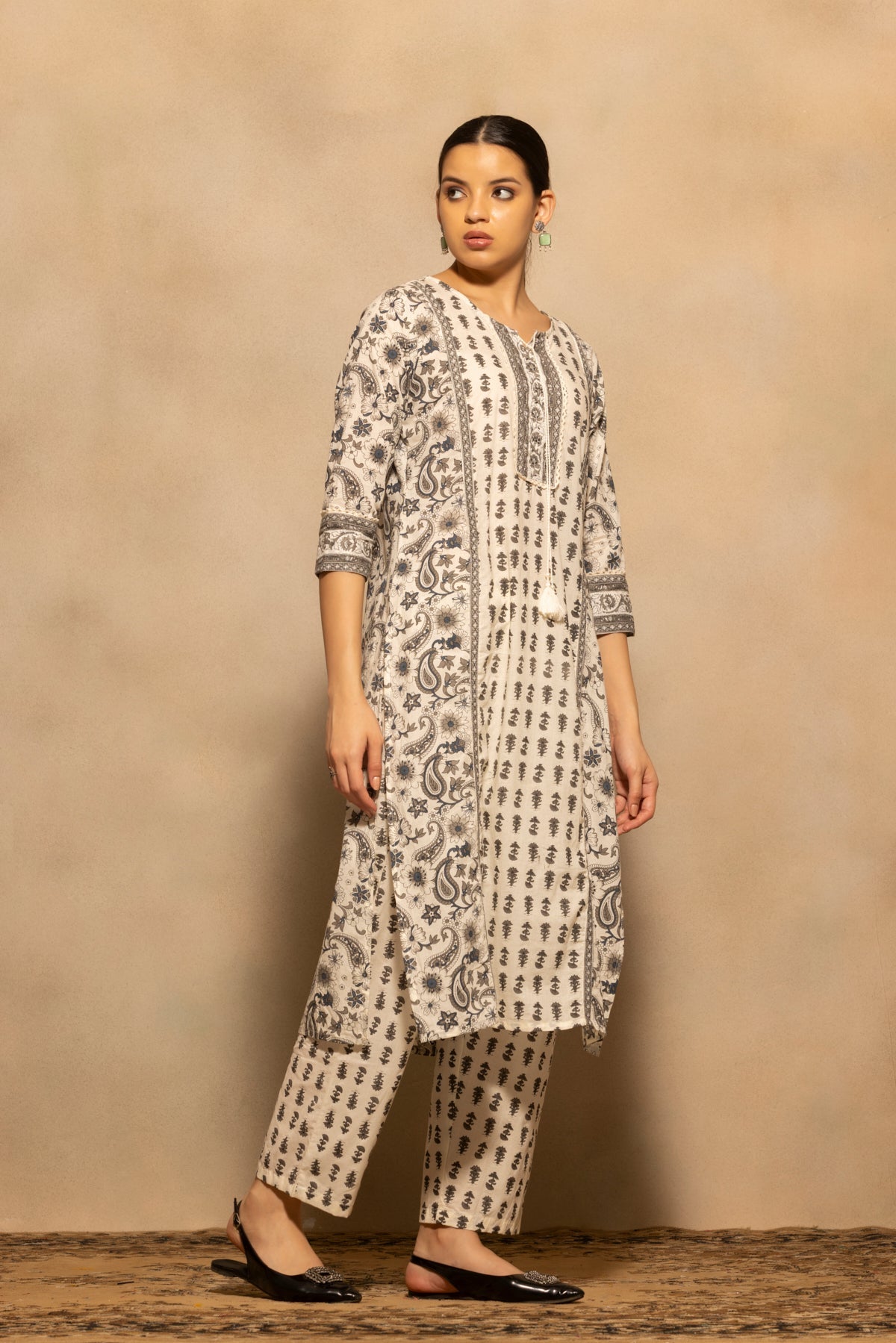 Cream Printed Kurta 3 Pcs Set