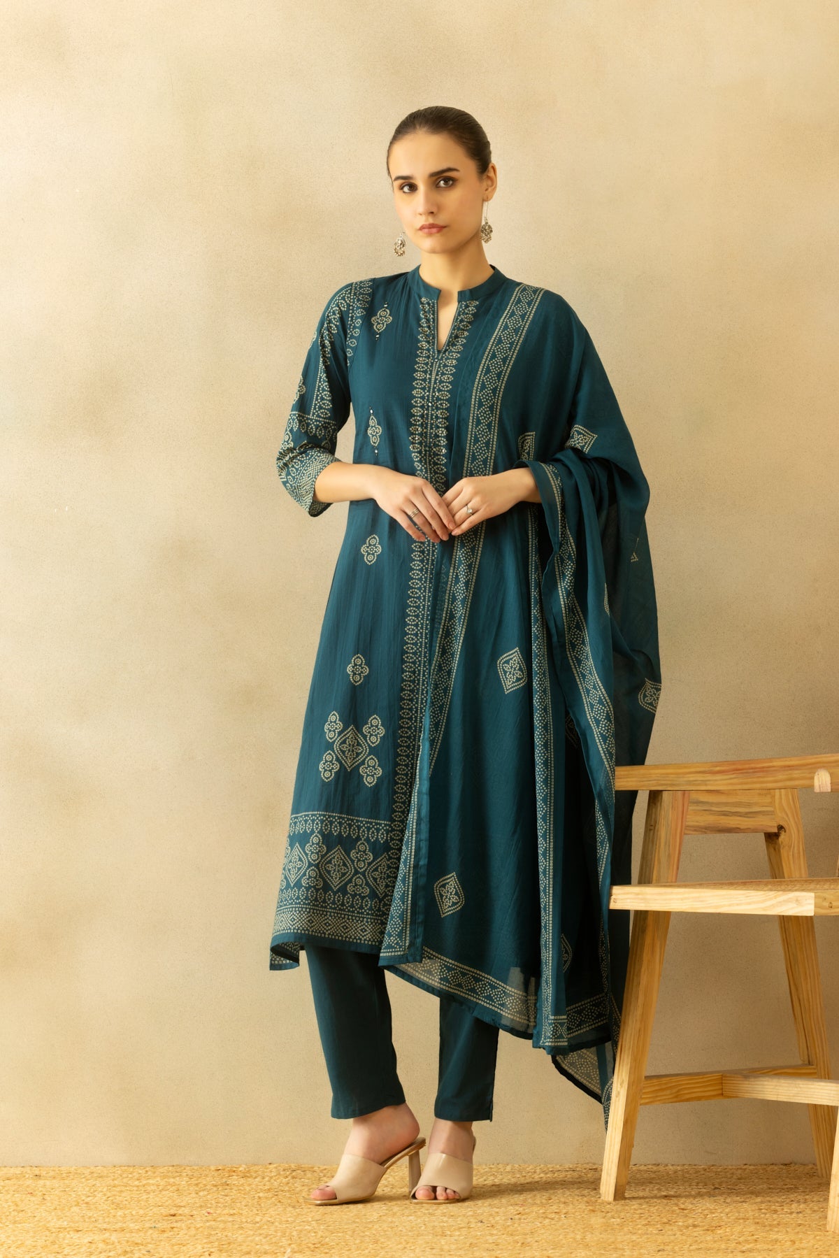 Teal Bandhani Printed A-line Kurta 3 Pcs Set