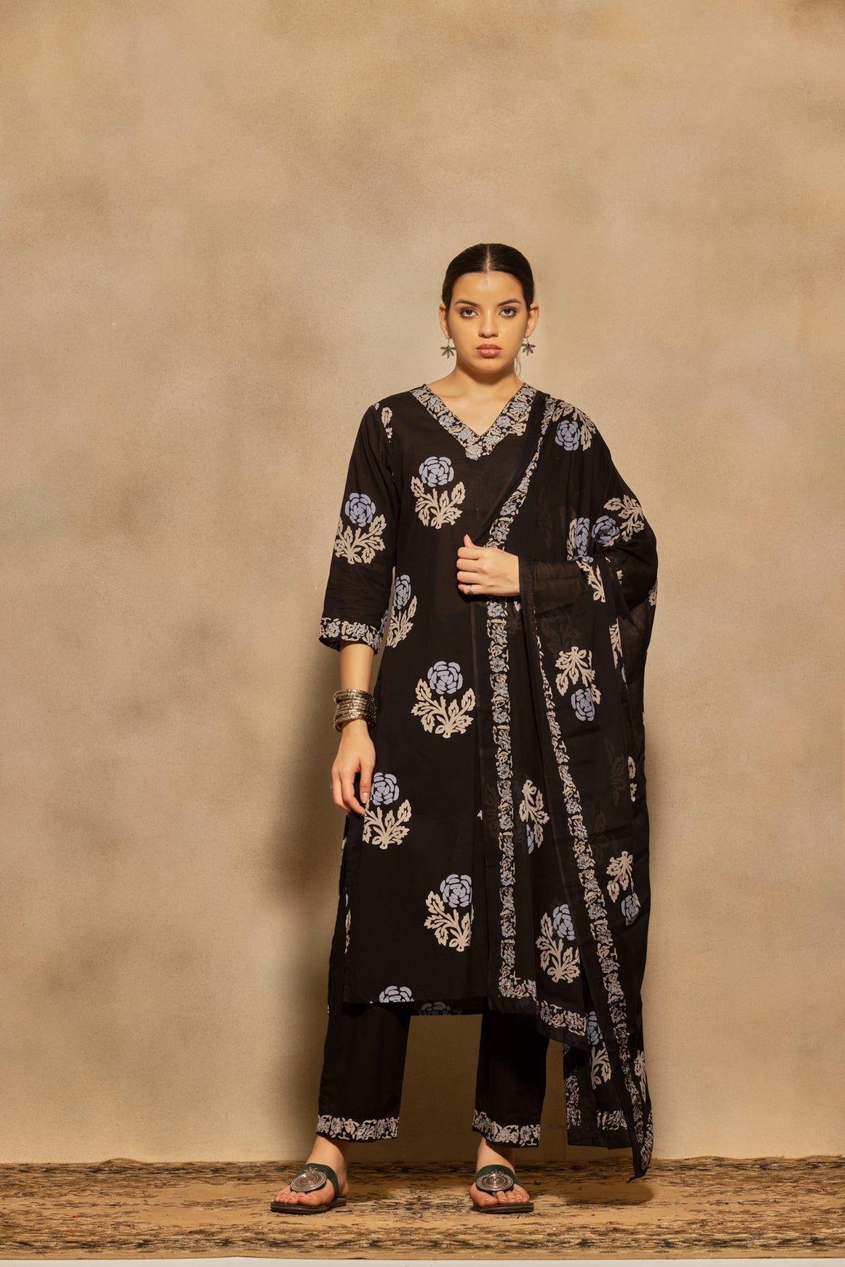 Black Printed Kurta 3 Pcs Set