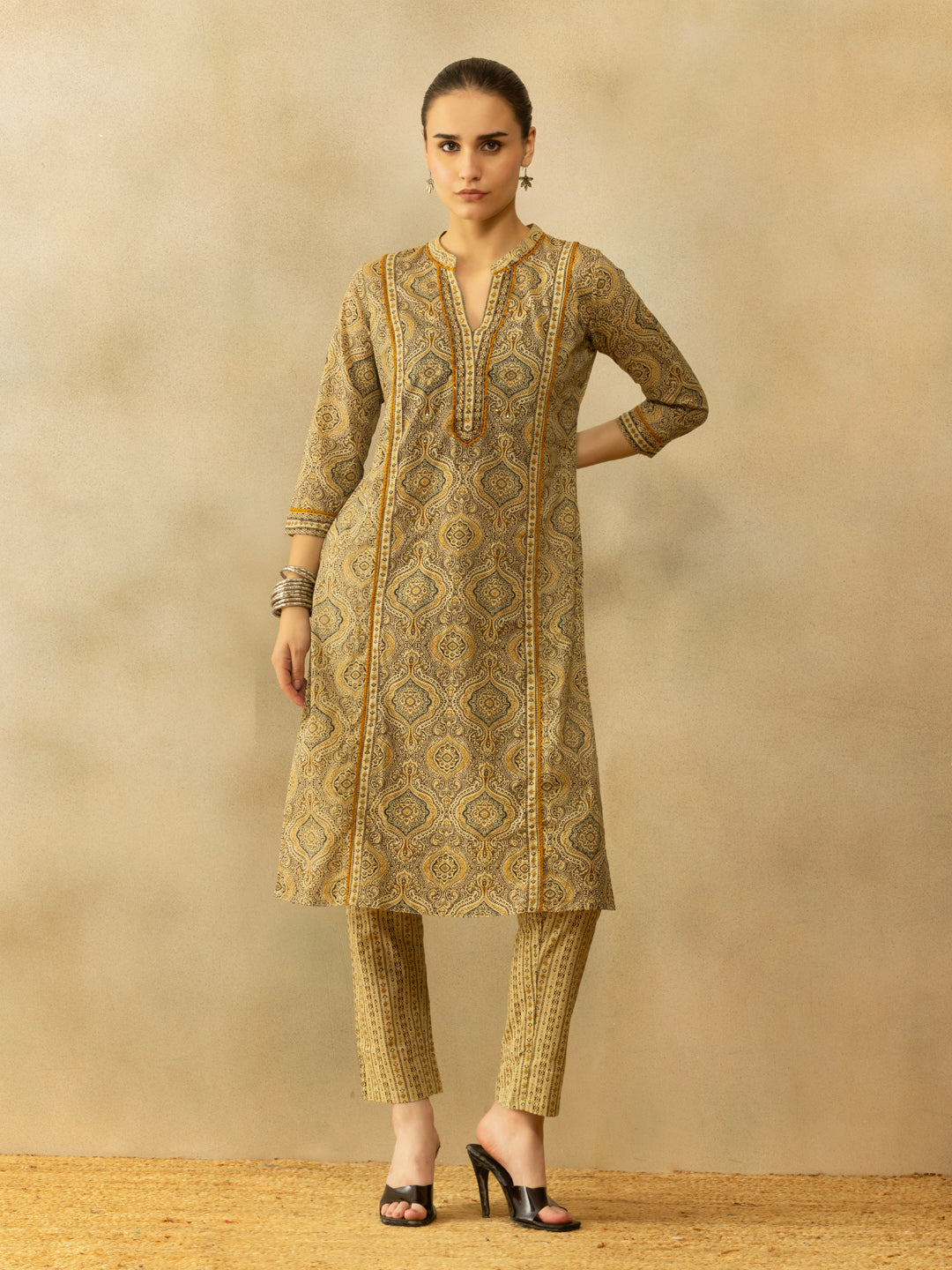 Beige Block Printed Kurta 2 Pcs Set
