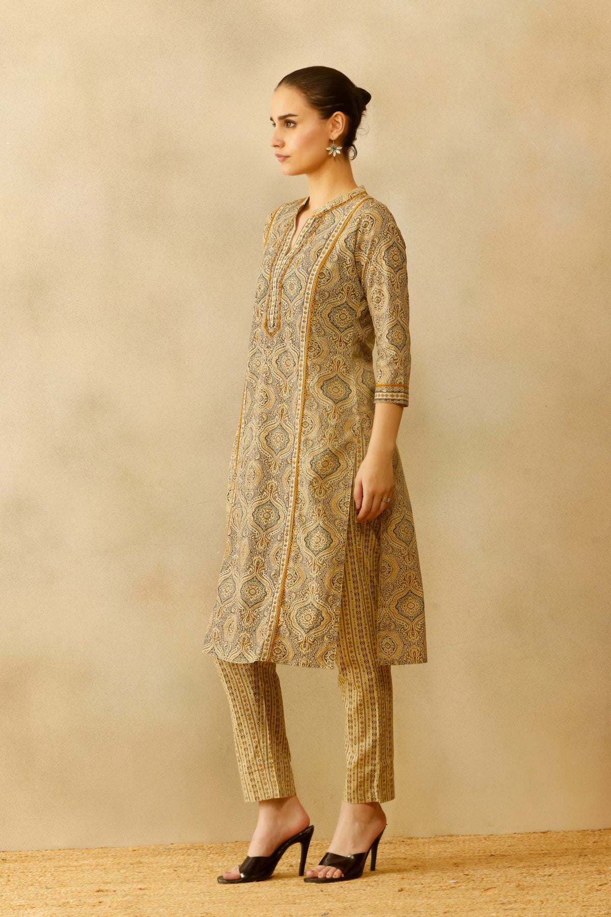 Beige Block Printed Kurta 2 Pcs Set