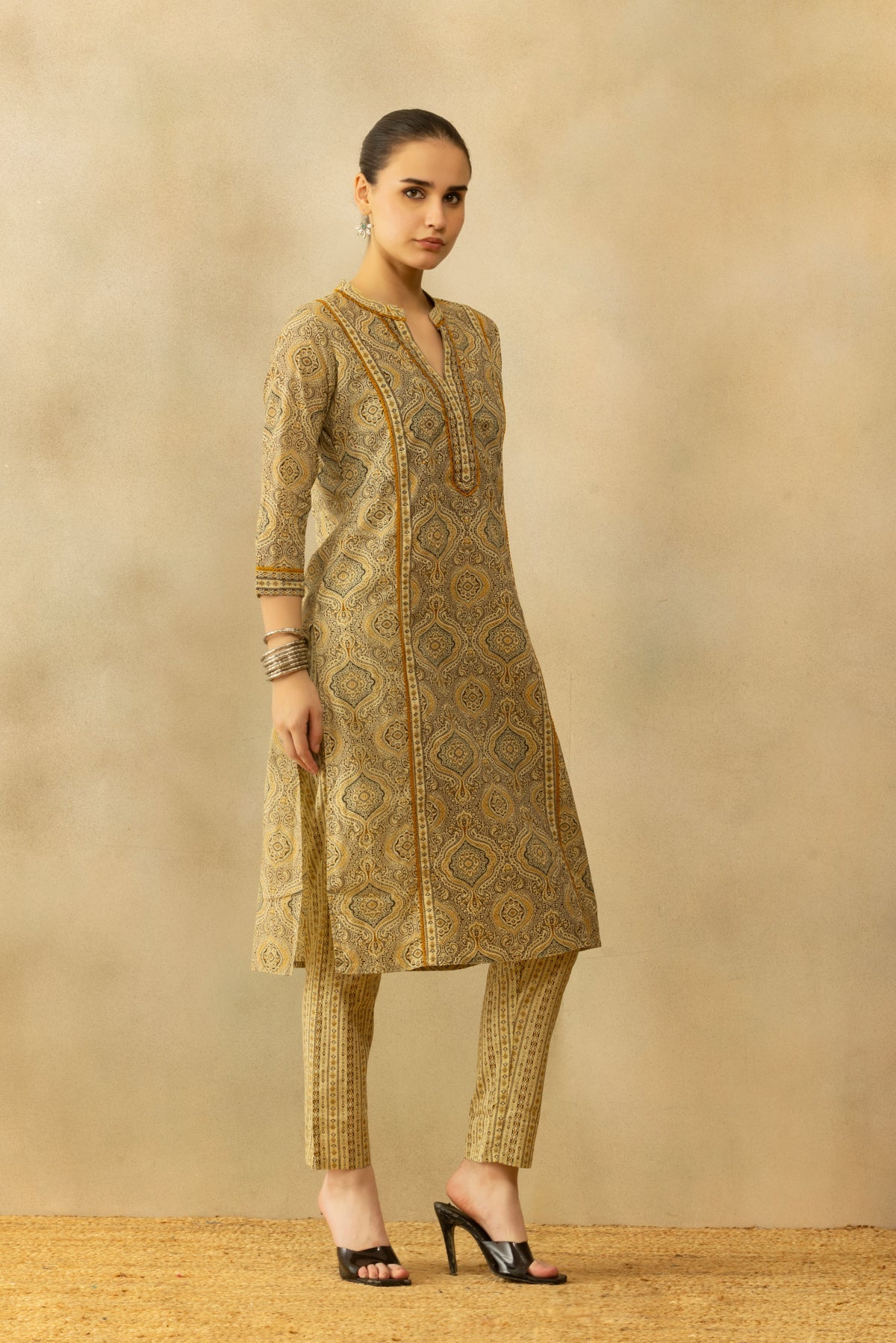 Beige Block Printed Kurta 2 Pcs Set