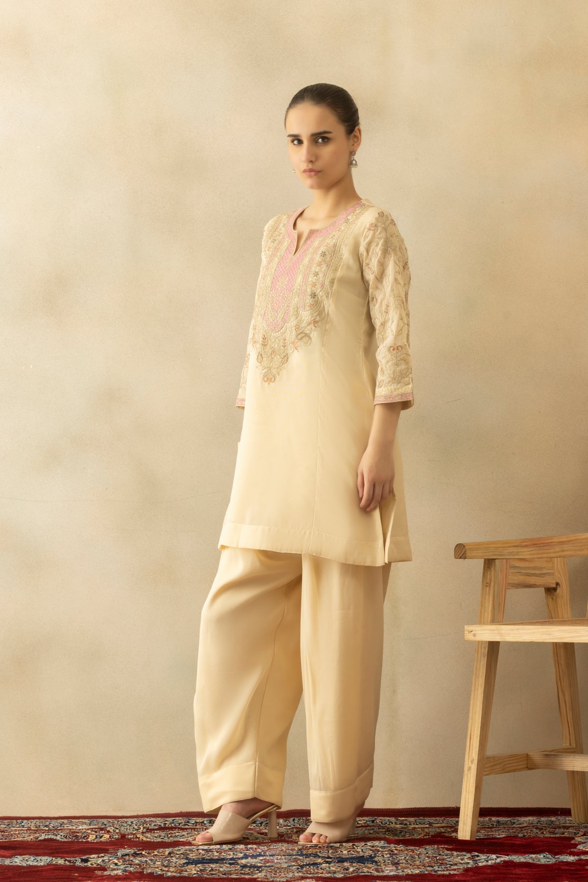 Cream Zari Embroidered Kurta 3 Pcs Set