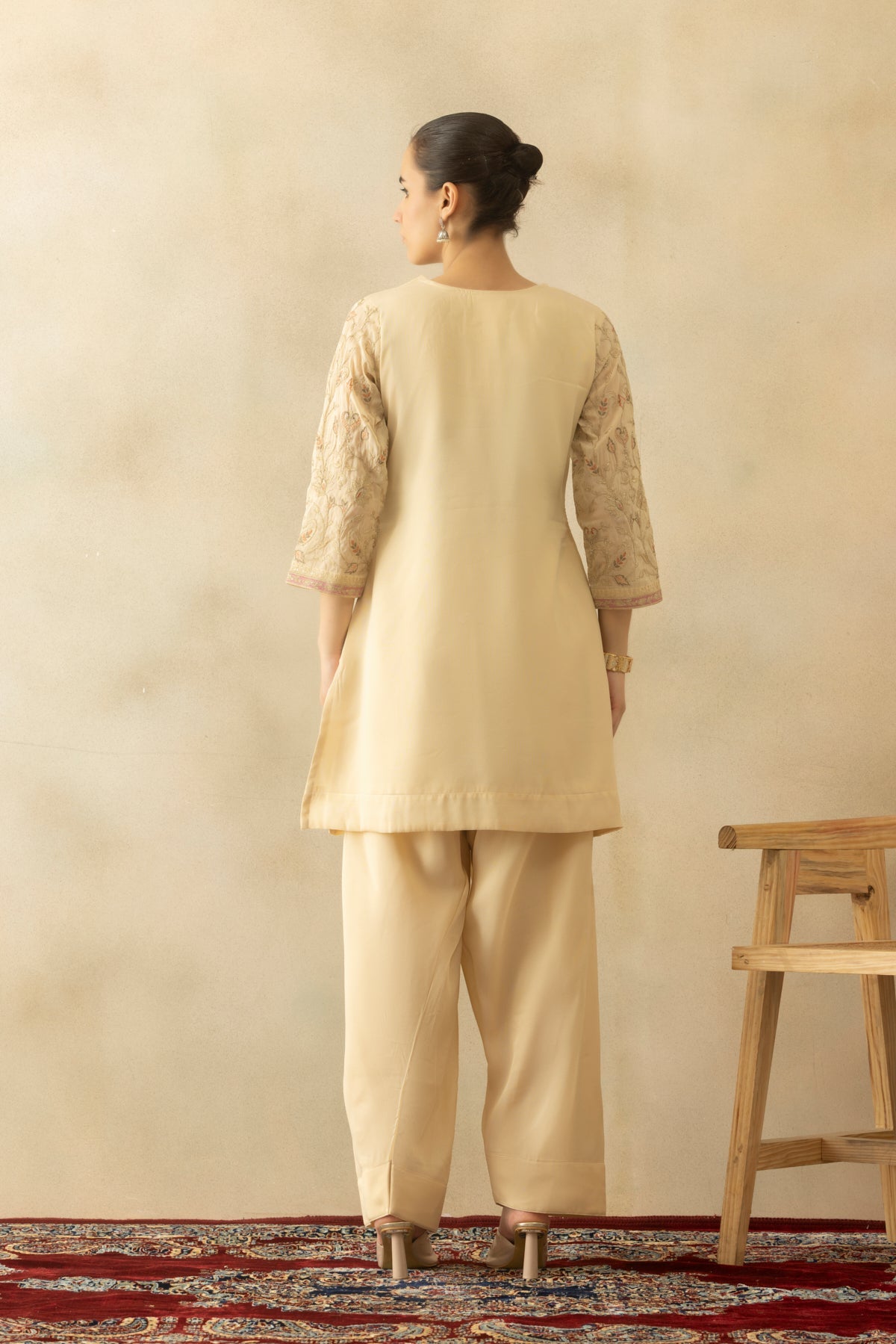 Cream Zari Embroidered Kurta 3 Pcs Set
