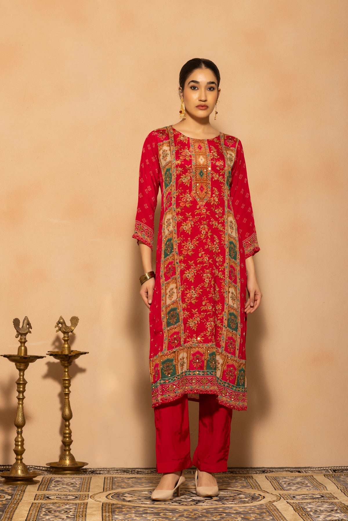 Pink Embellished Printed Kurta 3 Pcs Set