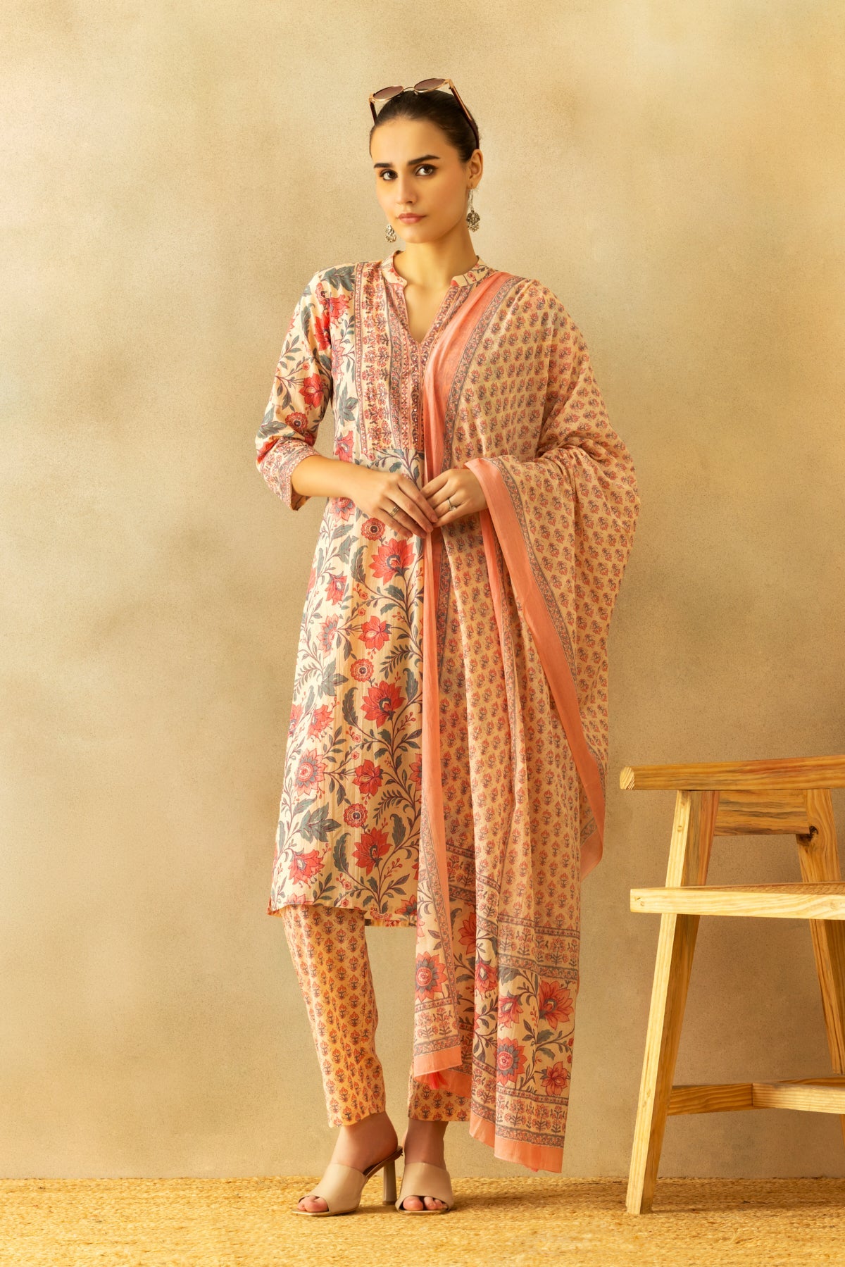 Pink Floral Printed Kurta 3 Pcs Set