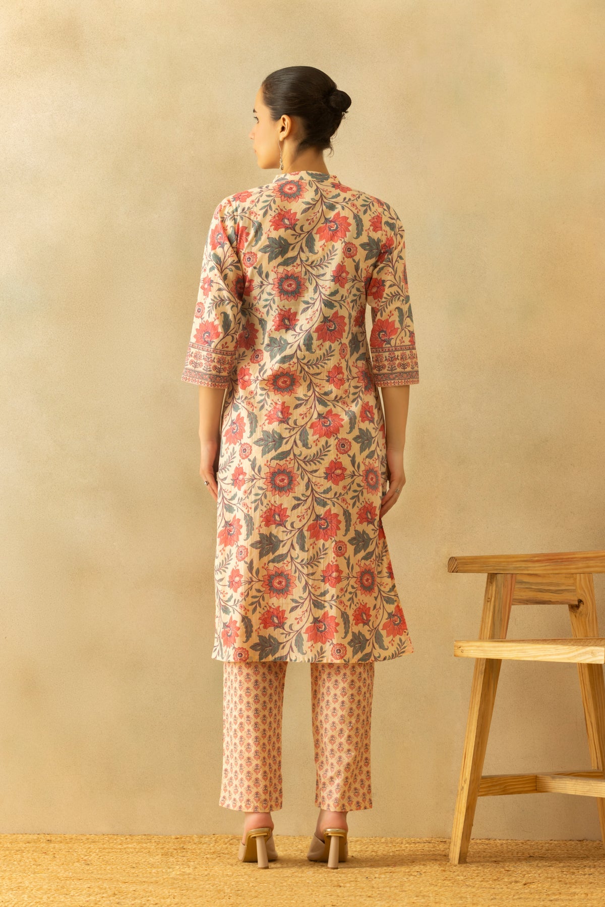 Pink Floral Printed Kurta 3 Pcs Set
