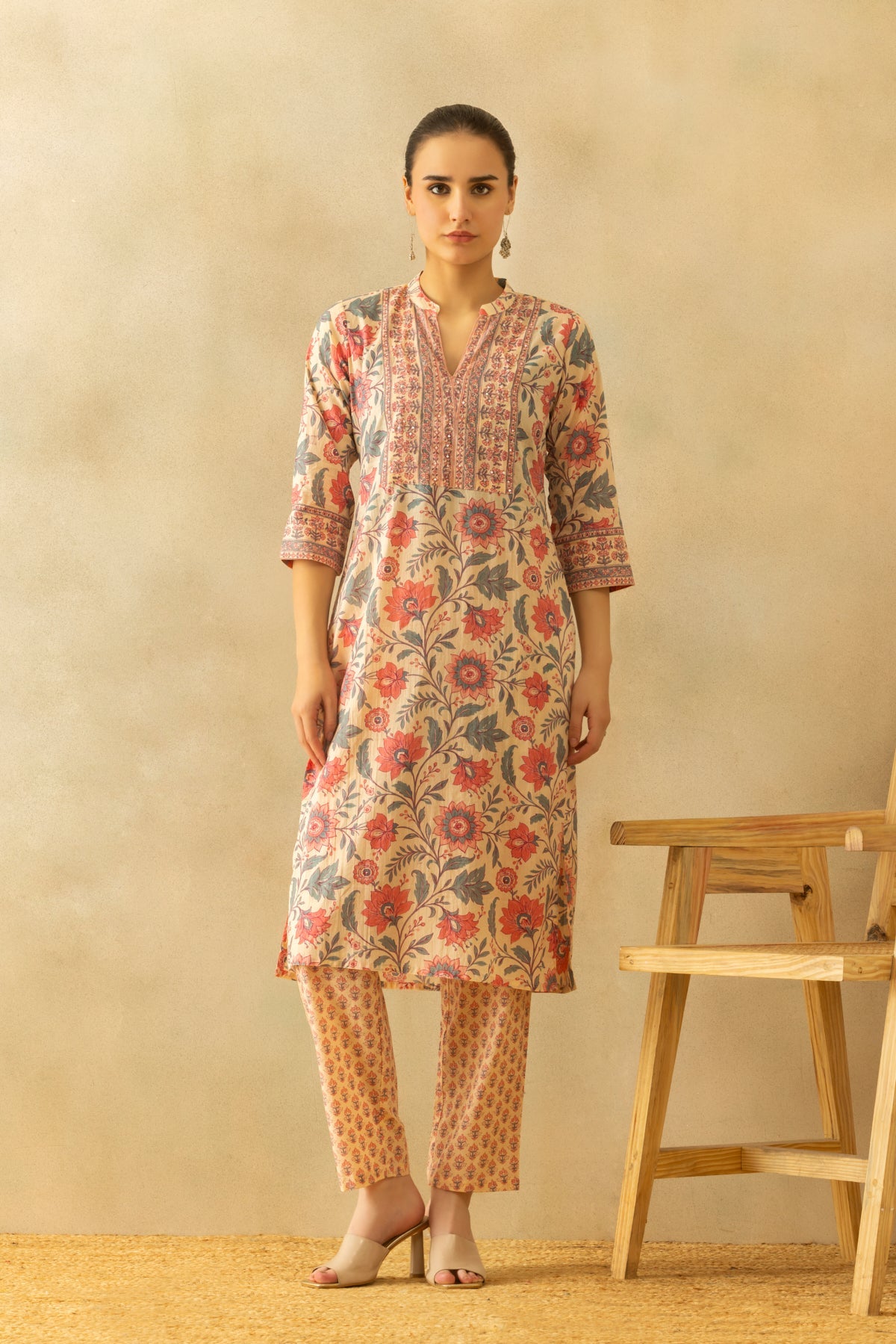 Pink Floral Printed Kurta 3 Pcs Set