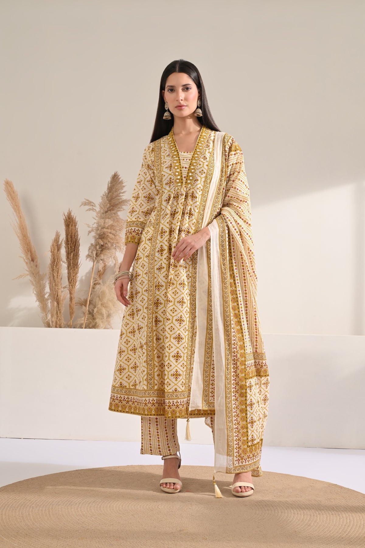 Cream Printed Flared Kurta 3 Pcs Set