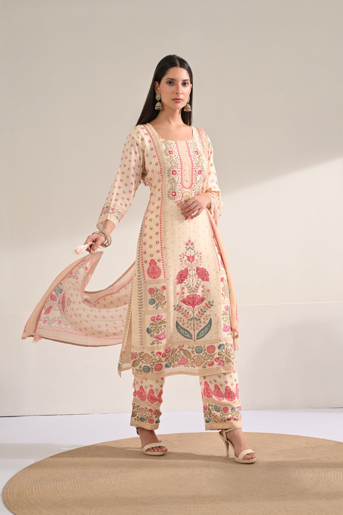 Cream Floral Printed Kurta 3 Pcs Set
