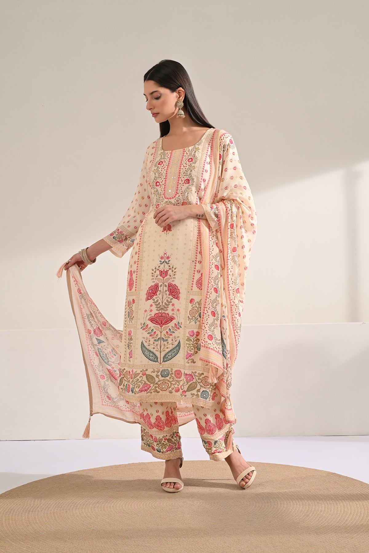 Cream Floral Printed Kurta 3 Pcs Set