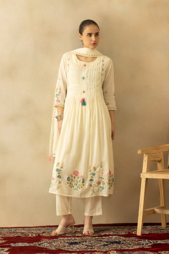 Cream Flared Embroidered Kurta 3 Pcs Set