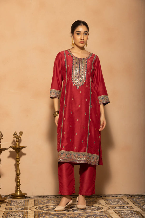Maroon Embroidered Kurta 3 Pcs Set