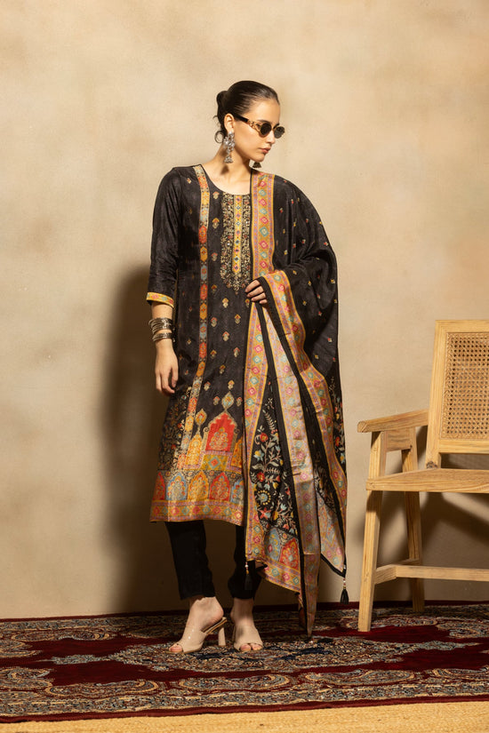 Black Embroidered Kurta 3 Pcs Set