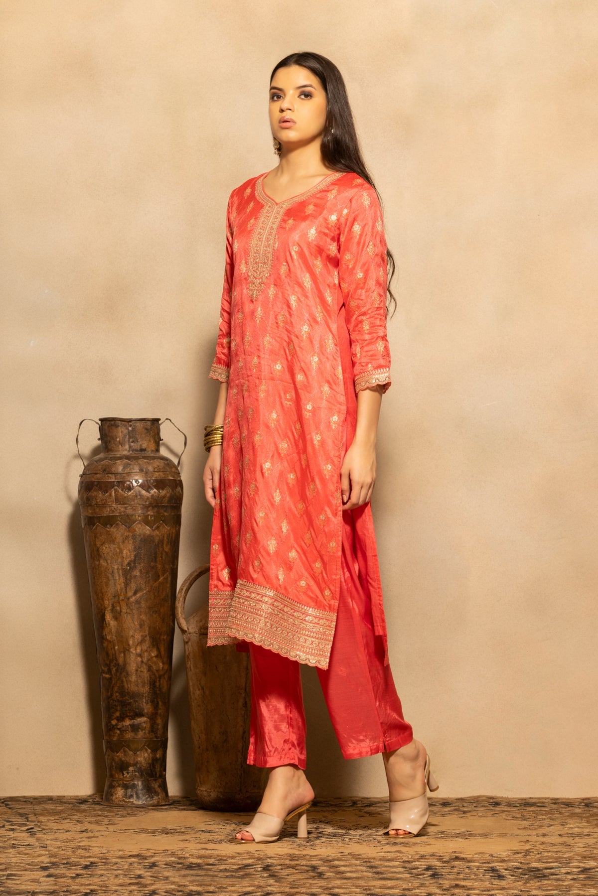 Pink Embroidered Kurta 3 Pcs Set