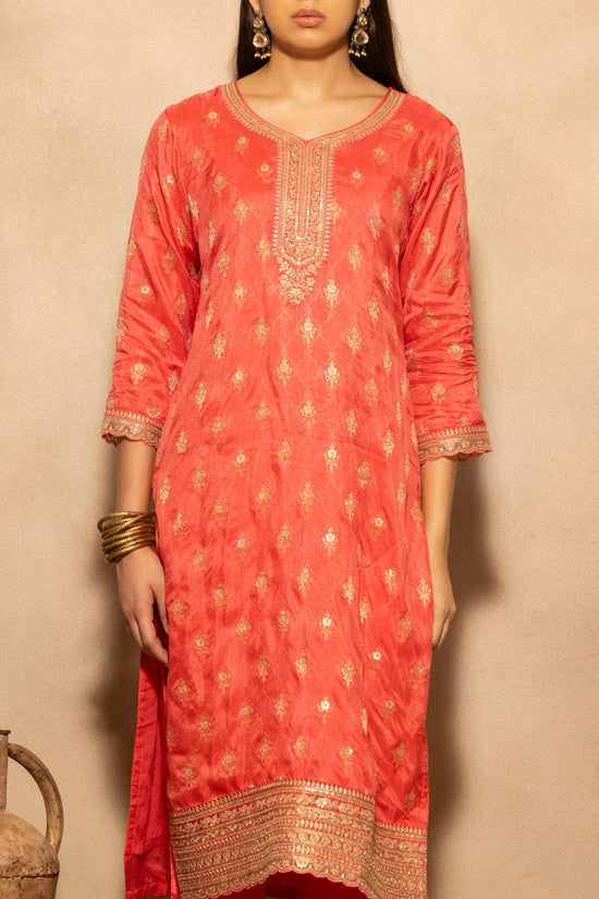 Pink Embroidered Kurta 3 Pcs Set