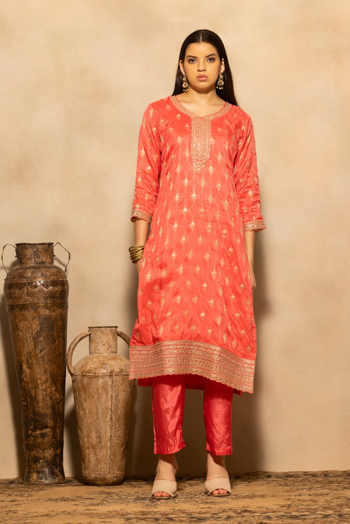 Pink Embroidered Kurta 3 Pcs Set