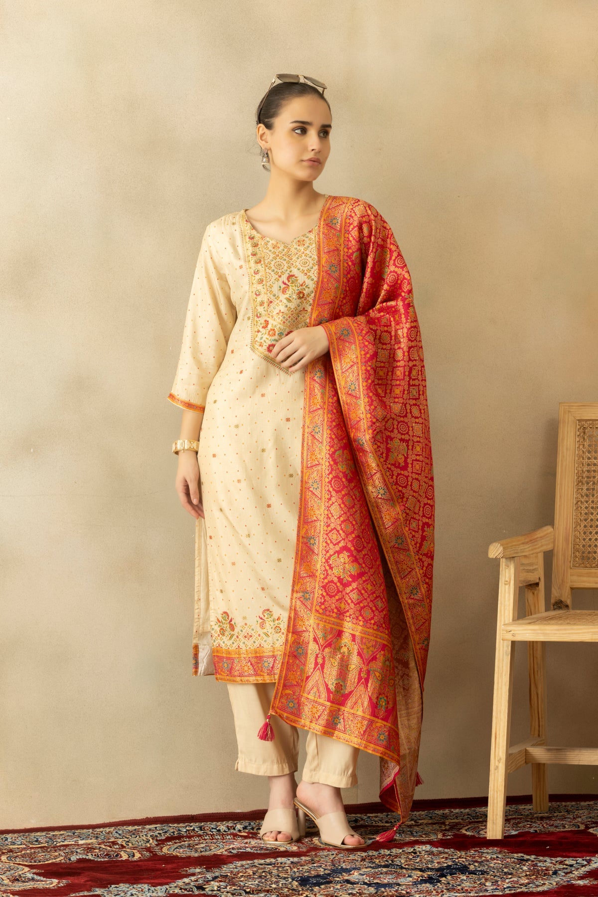Beige Embellished Kurta 3 Pcs Set