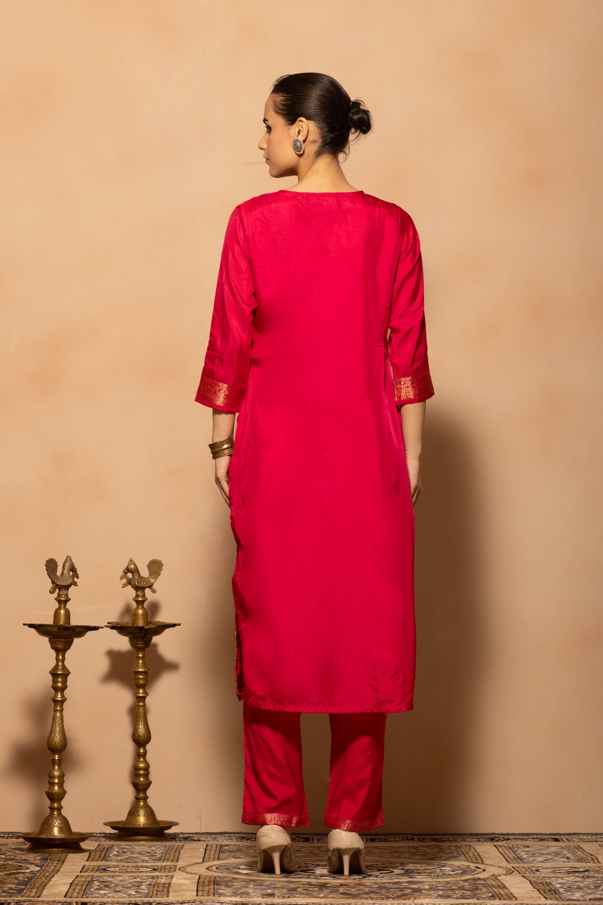 Pink Embellished Kurta 3 Pcs Set
