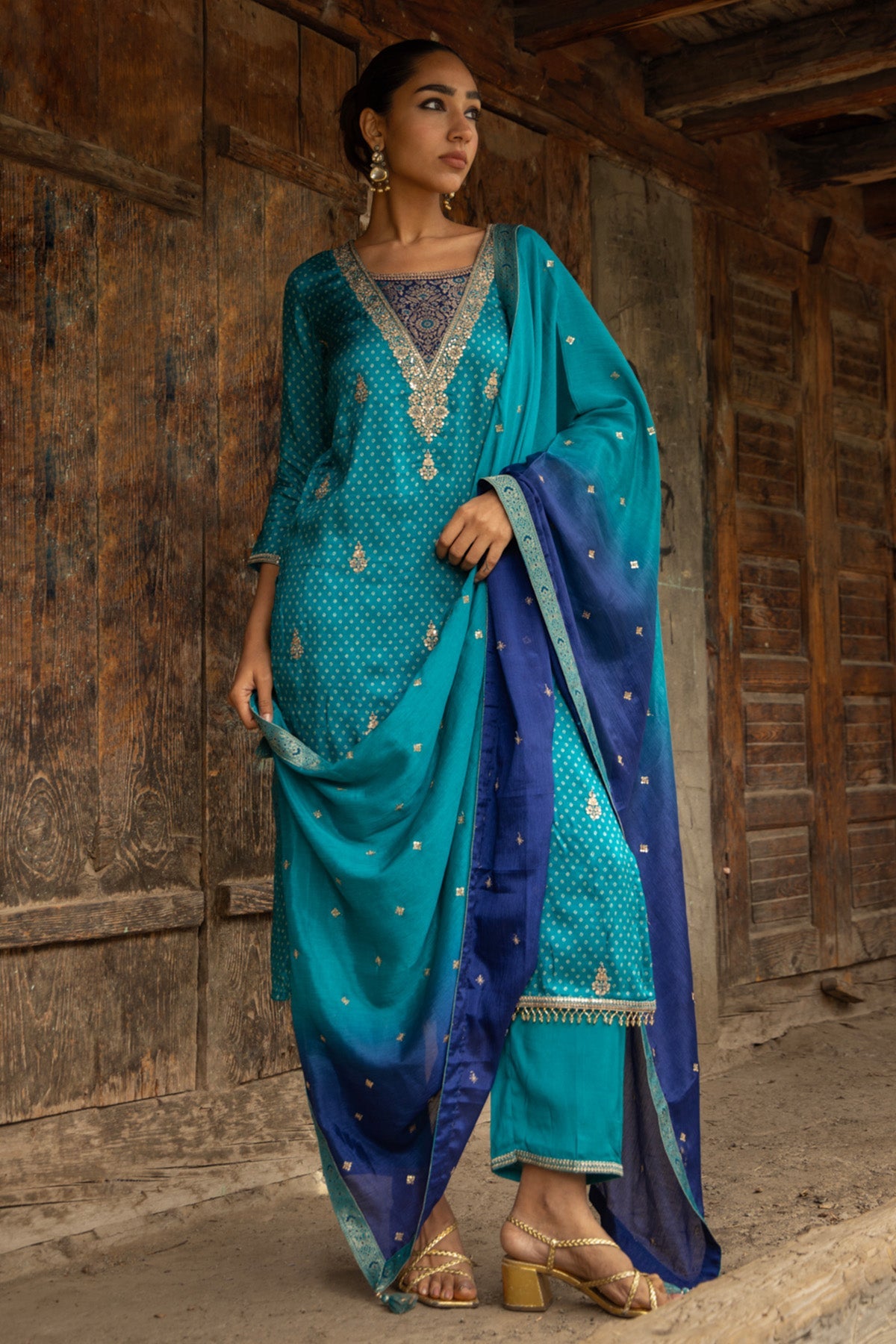 Firozi Embellished Kurta 3 Pcs Set