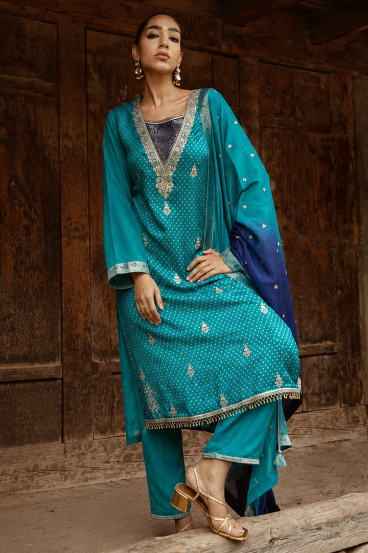 Firozi Embellished Kurta 3 Pcs Set