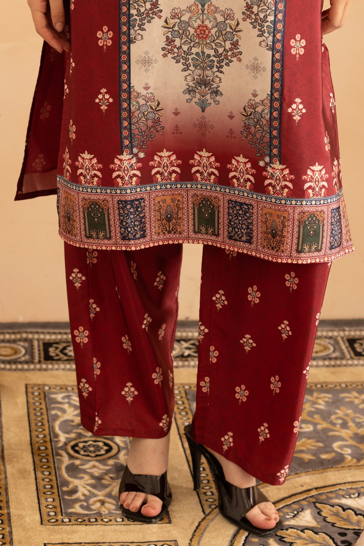 Maroon Floral Printed Kurta 3 Pcs Set